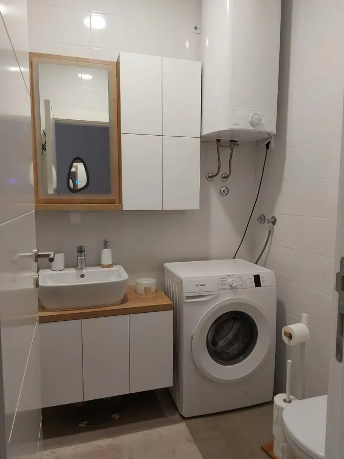 Izdavanje, jednosoban stan, 39m², Podbara, Novi Sad Sve Podlokacije