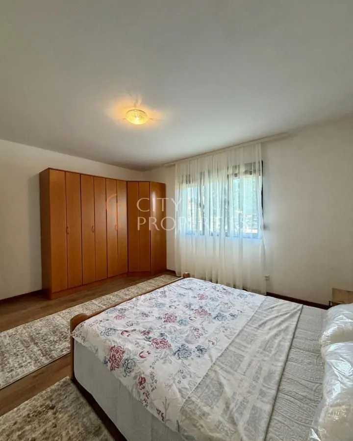 Rent, apartment, 110m², Gornja Gorica, Podgorica