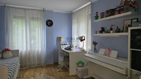 Prodaja, četvorosoban stan, 96m², Novo naselje, Novi Sad - image 10
