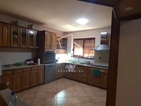 Prodaja, kuća, 221m², Jajinci, Voždovac Sve Podlokacije - image 6