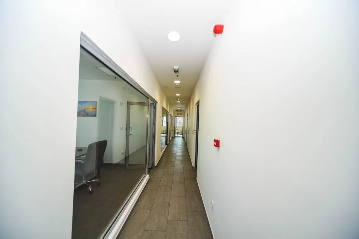 Rent, office space, 600m², Donja Gorica, Podgorica