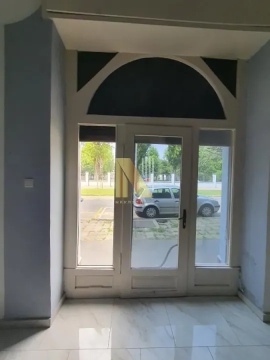 Rent, office space, 20m², Kej, Novi Sad Sve Podlokacije