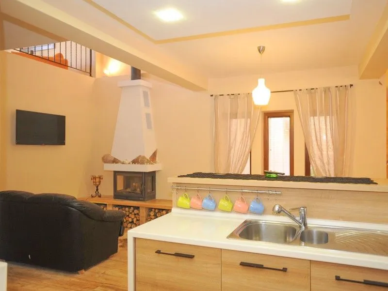 Prodaja, kuća, 300m², Bigova, Kotor