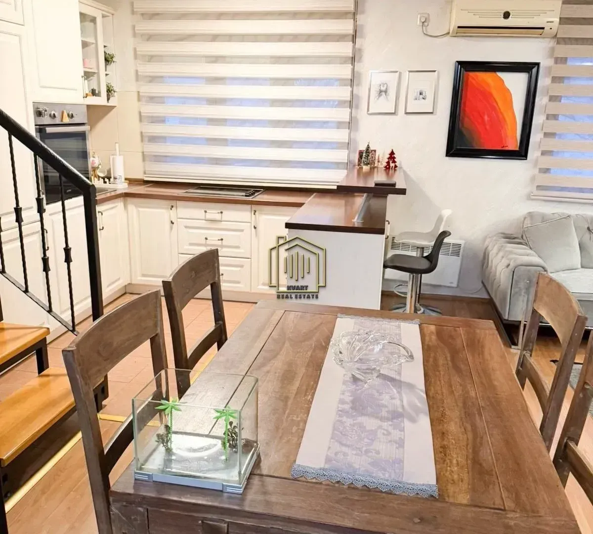 Rent, one bedroom apartment, 61m², Cetinje, Crna Gora