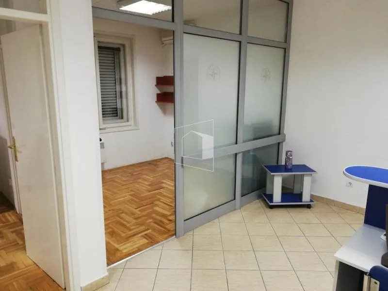 Rent, office space, 80m², Centar, Podgorica