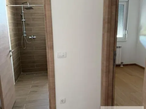 Prodaja, jednosoban stan, 45m², Ledine, Beograd - image 8