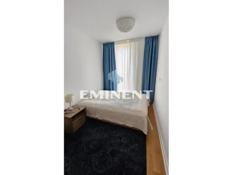 Izdavanje, trosoban stan, 92m², Tašmajdan, Palilula Sve Podlokacije - image 9