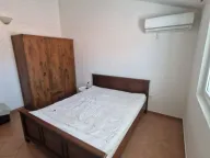 Rent, two bedroom apartment, 72m², Tivat, Crna Gora - image 8