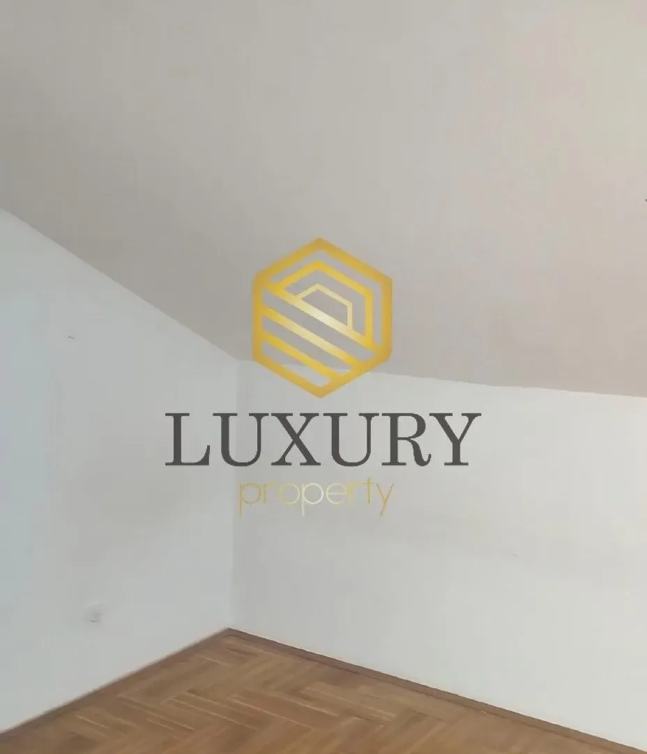 Prodaja, jednosoban stan, 43m², Stari Aerodrom, Podgorica