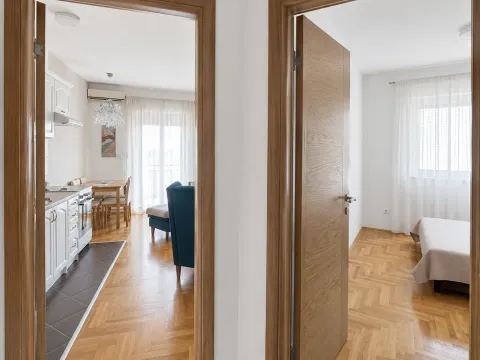 Izdavanje, jednosoban stan, 45m², Stari Aerodrom, Podgorica - image 4