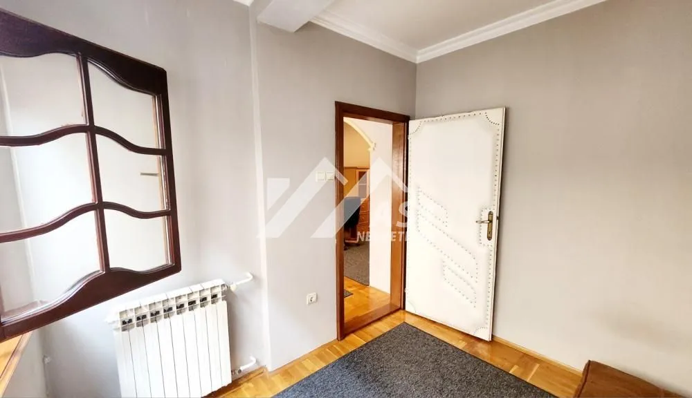 Rent, office space, 42m², Centar, Novi Sad