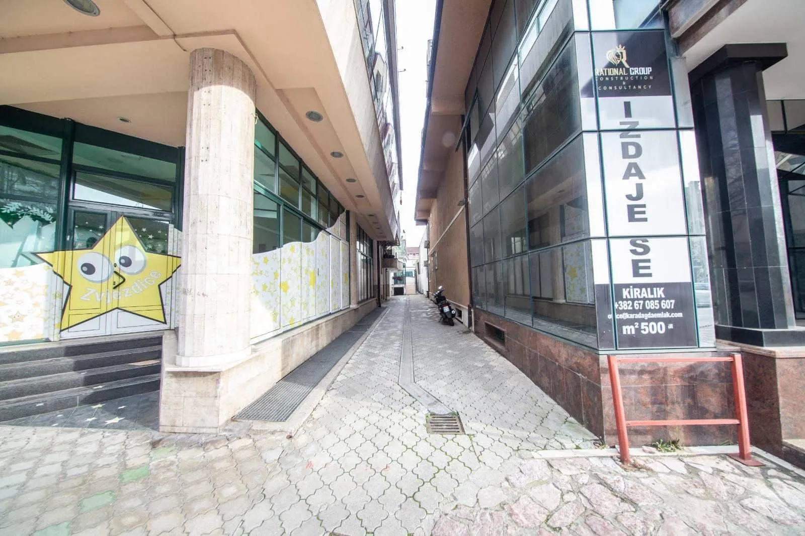 Prodaja, dvosoban stan, 84m², Centar, Podgorica