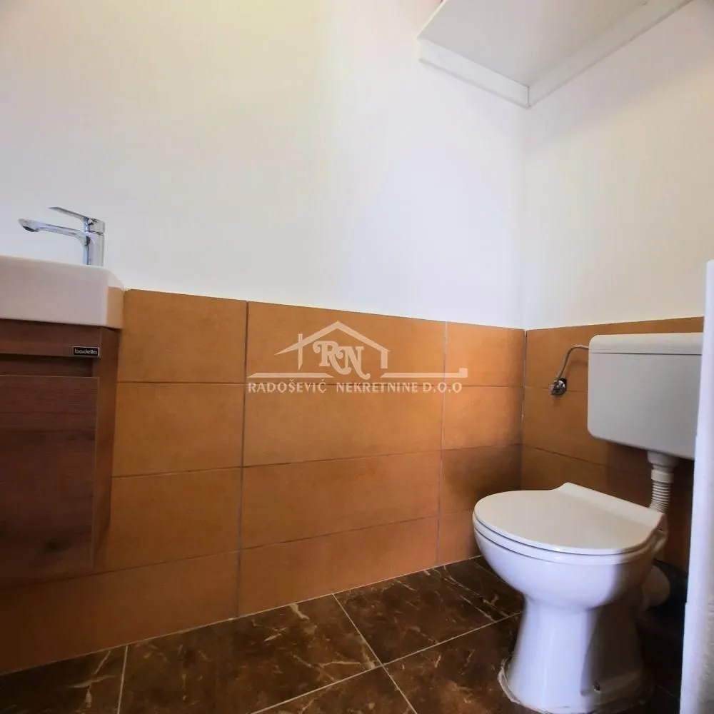 Prodaja, četvorosoban stan, 102m², Čukarica, Beograd