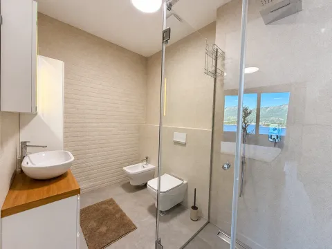 Rent, two bedroom apartment, 117m², Centar, Budva - image 17