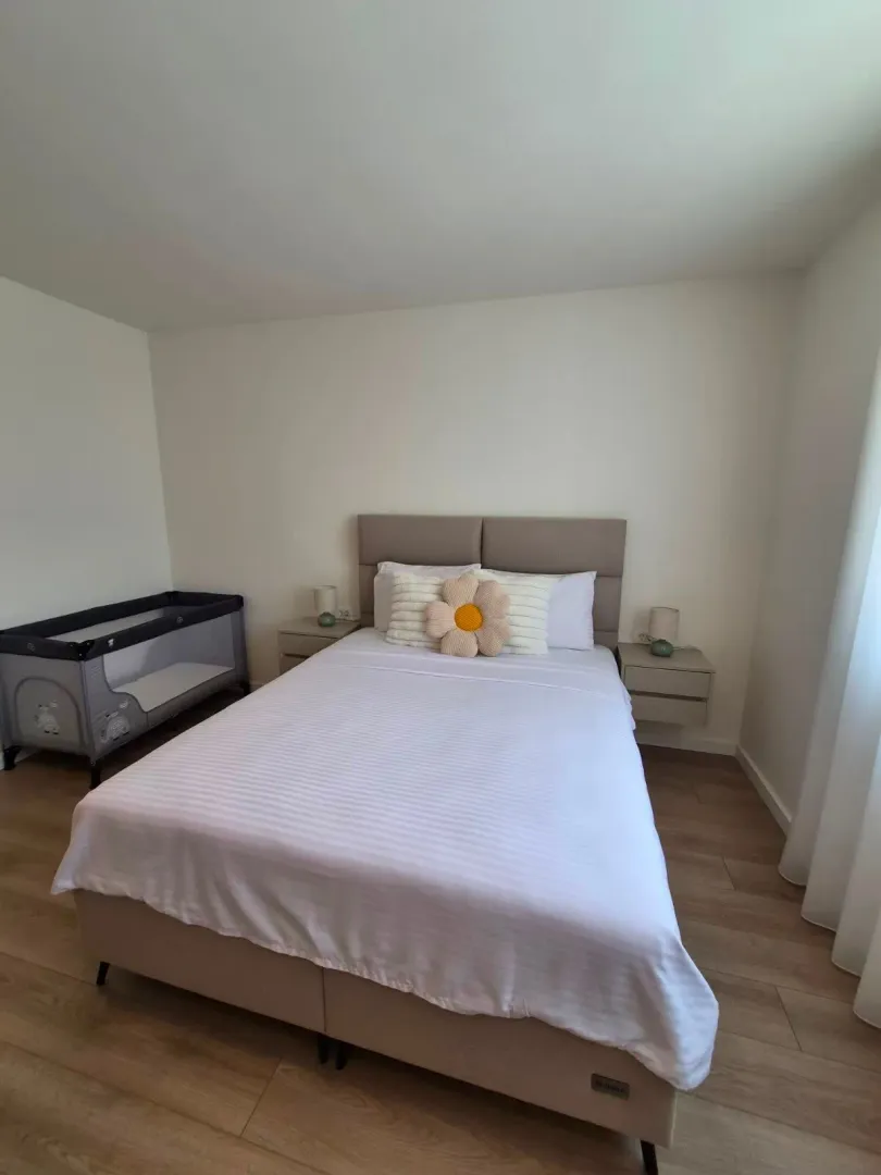 Rent, two bedroom apartment, 84m², Kalimanj, Tivat