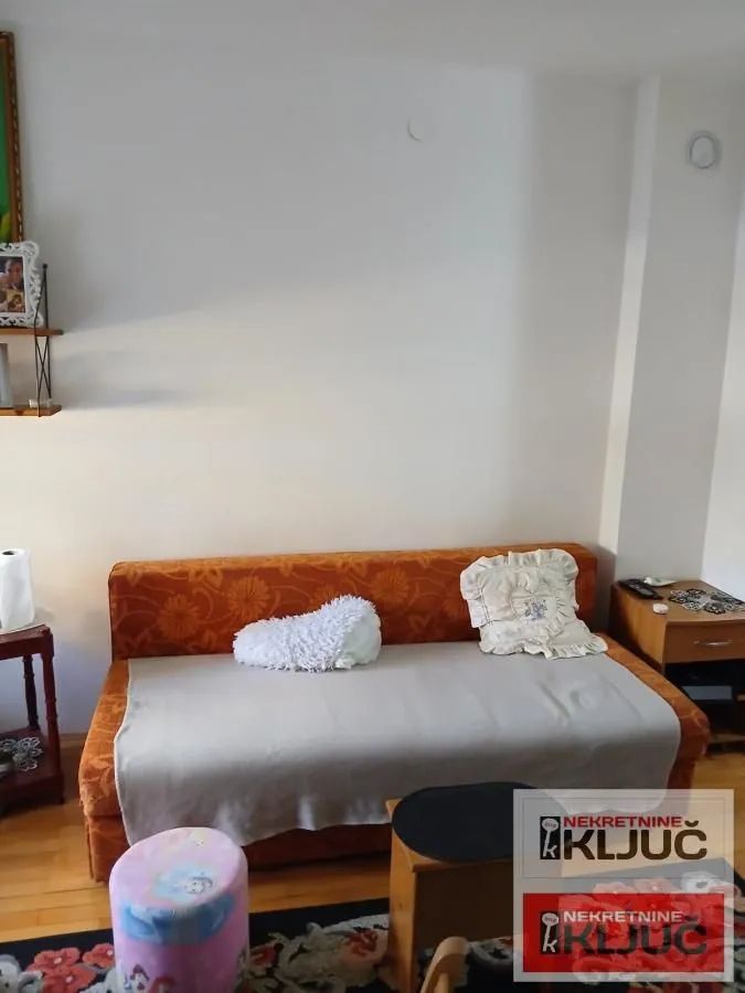 Izdavanje, garsonjera, 25m², Grbavica, Novi Sad Sve Podlokacije