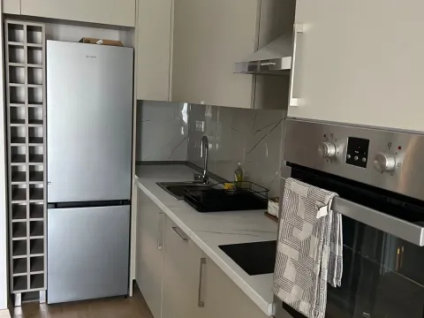 Izdavanje, jednosoban stan, 41m², Centar, Bar - image 4