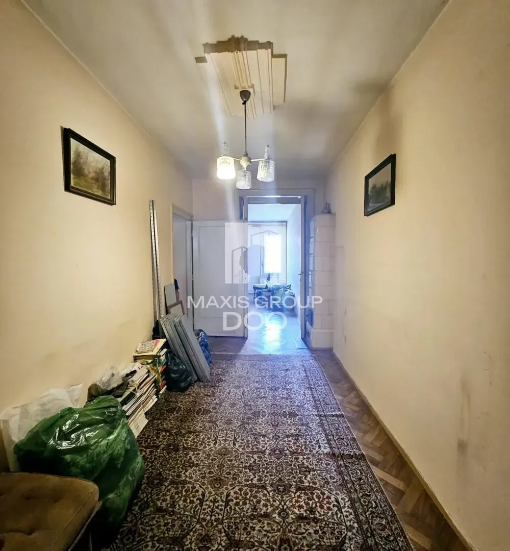 Prodaja, trosoban stan, 77m², Stari Grad, Beograd