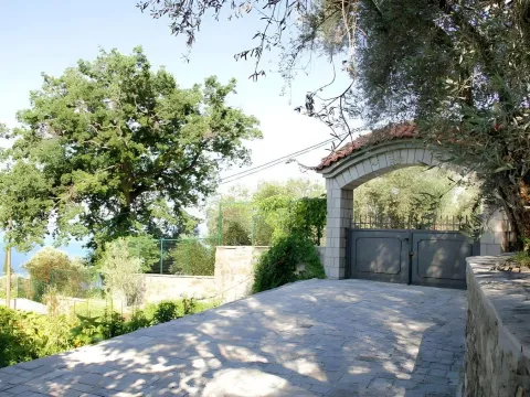 Sale, house, 174m², Katun Reževići, Budva - image 19