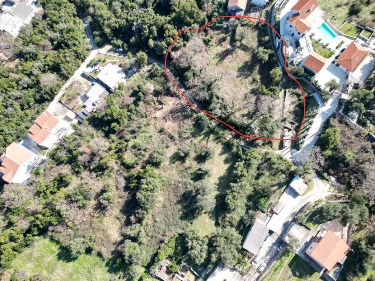 Prodaja, plac, 2500m², Kotor, Crna Gora