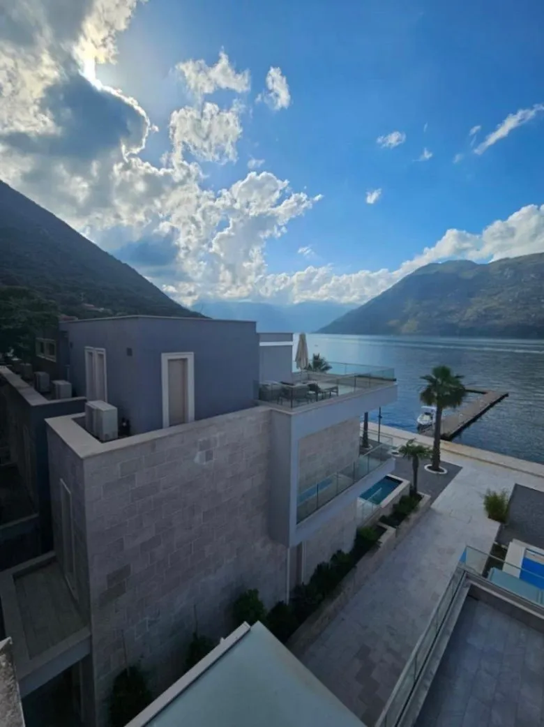 Prodaja, kuća, 108m², Kotor, Crna Gora