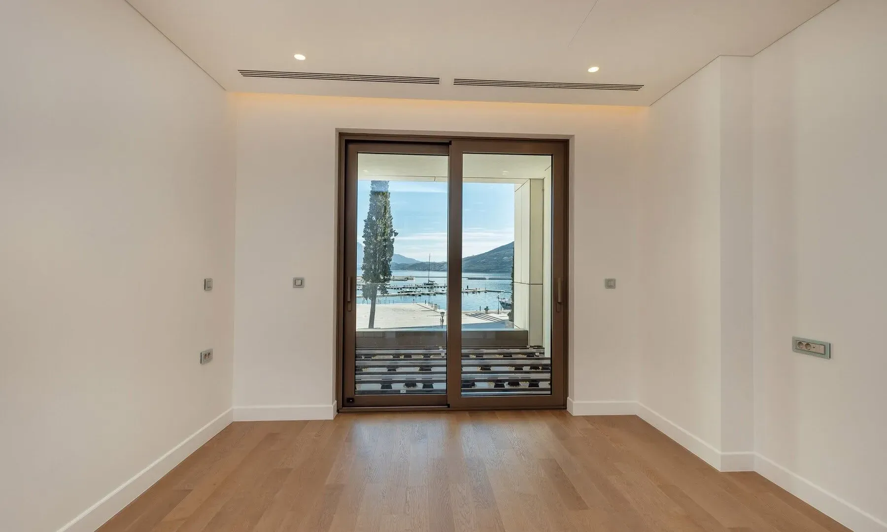 Prodaja, jednosoban stan, 82m², Portonovi, Herceg Novi
