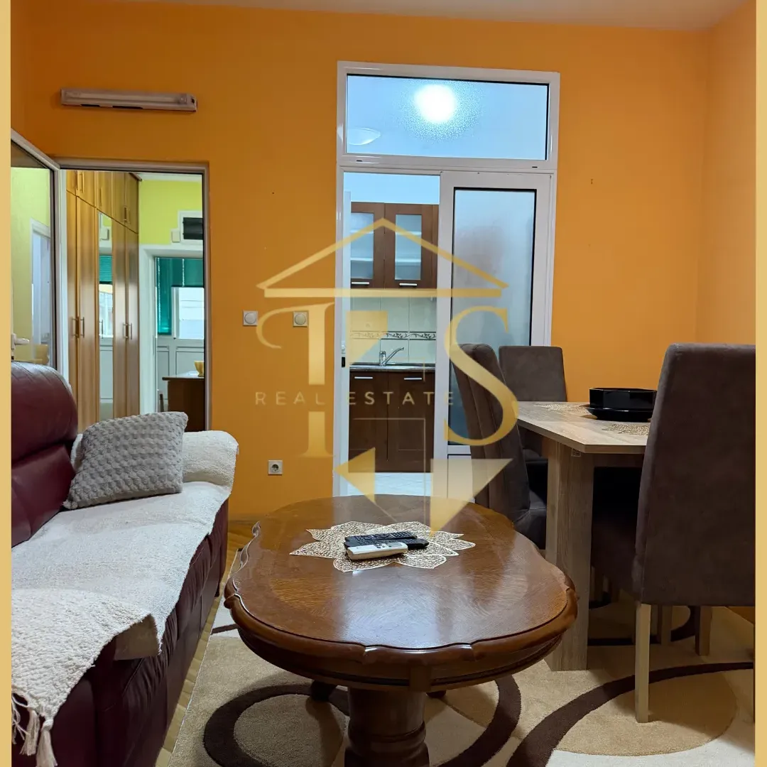 Izdavanje, dvosoban stan, 70m², Centar, Tivat - Aanzicht 3