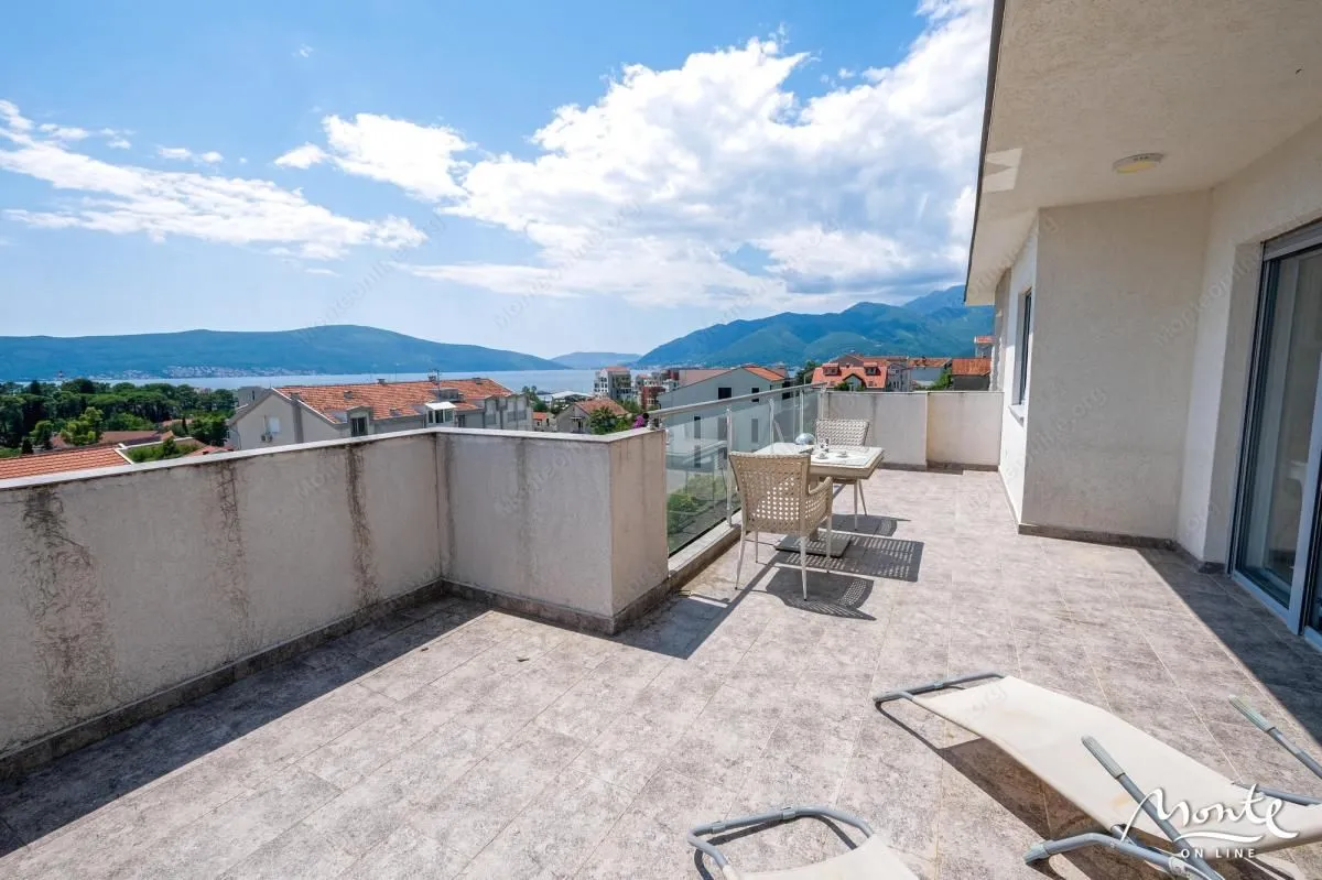 Sale, three bedroom apartment, 116m², Tivat, Crna Gora