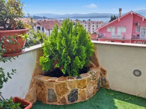 Prodaja, dvosoban stan, 110m², Centar, Tivat - image 13
