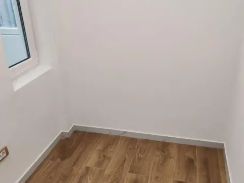 Rent, one bedroom apartment, 36m², Zeleni Venac, Beograd - image 10