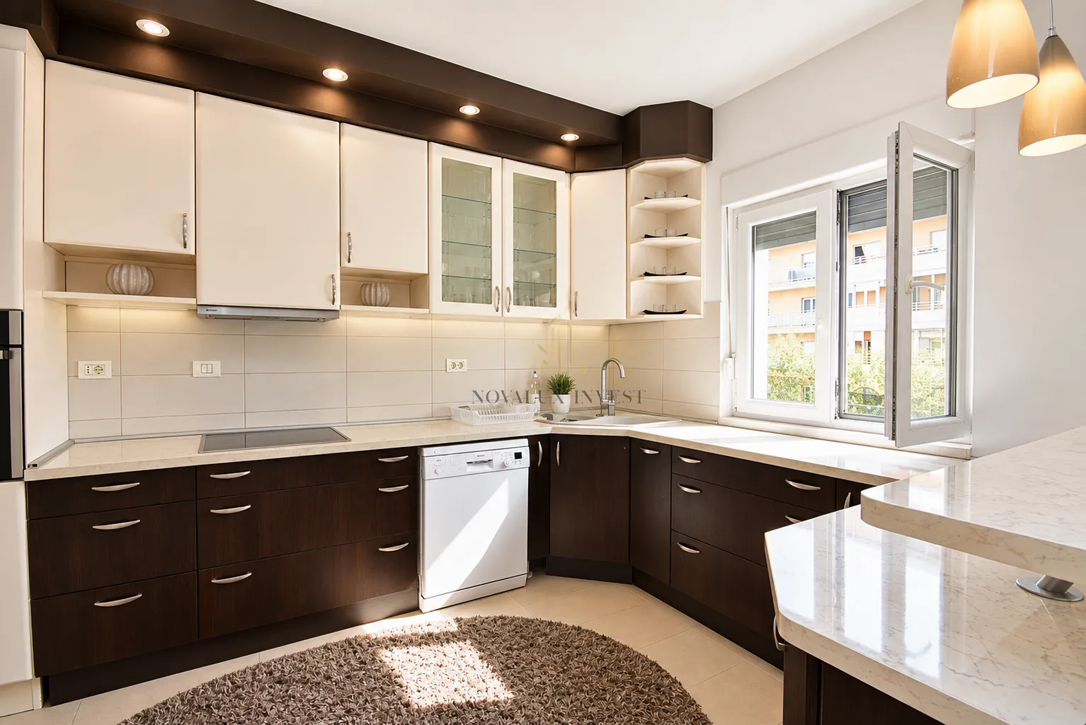 Rent, three bedroom apartment, 120m², City Kvart, Podgorica
