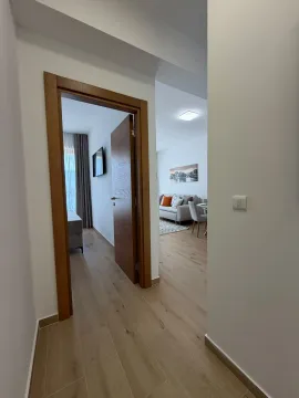 Prodaja, jednosoban stan, 50m², Komoševina, Budva - image 14