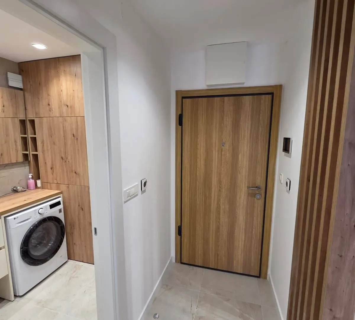 Izdavanje, jednosoban stan, 51m², City Kvart, Podgorica
