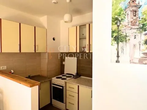 Izdavanje, stan, 50m², City Kvart, Podgorica - image 8