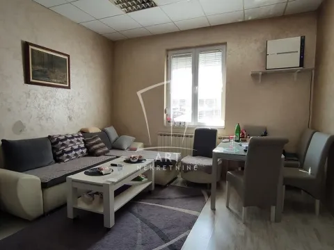 Izdavanje, poslovni prostor, 130m², Voždovac Sve Podlokacije, Beograd - image 8