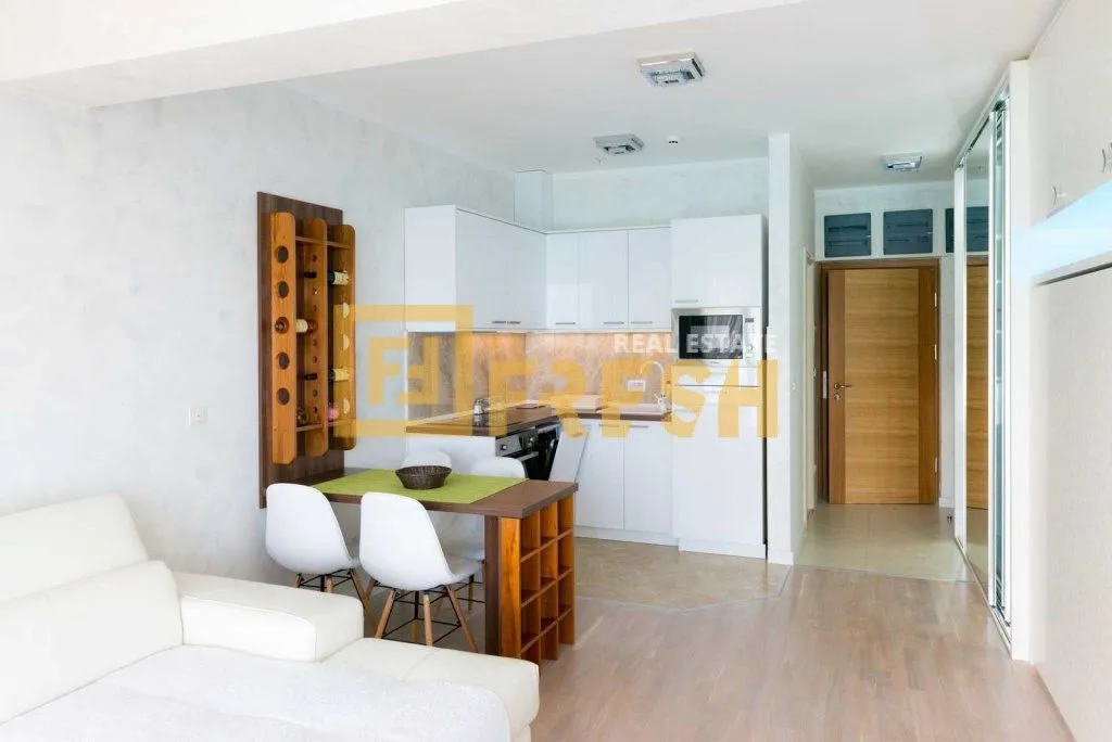Rent, studio apartment, 29m², Budva, Crna Gora