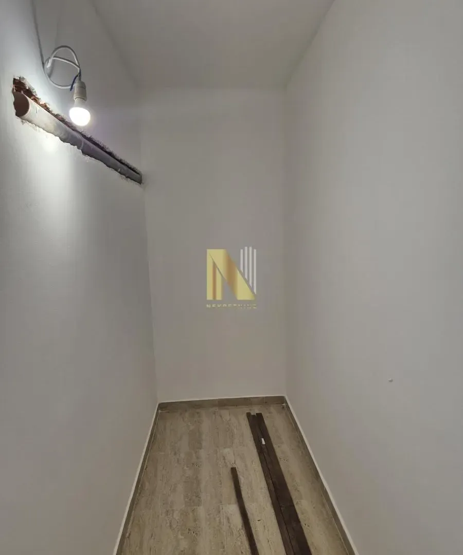 Sale, office space, 650m², Petrovaradin, Novi Sad