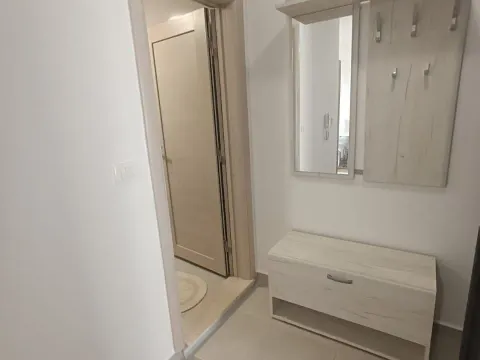 Rent, one bedroom apartment, 50m², Centar, Tivat - image 9