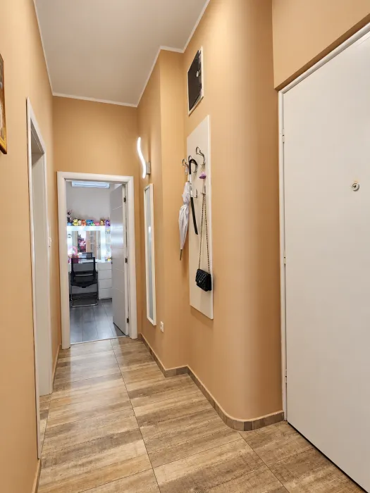 Prodaja, dvosoban stan, 64m², Čubura, Beograd