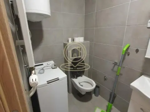 Izdavanje, dvosoban stan, 40m², Telep, Novi Sad Sve Podlokacije - image 5