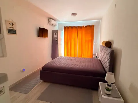 Izdavanje, jednosoban stan, 45m², Bijela, Herceg Novi - image 4