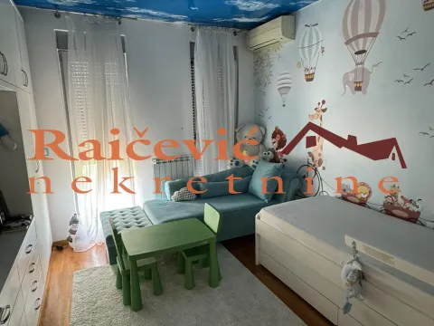 Sale, apartment, 268m², Rakovica, Beograd - image 15