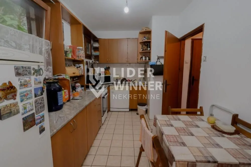 Sale, house, 182m², Bežanijska Kosa 3, Bežanijska Kosa Sve Podlokacije
