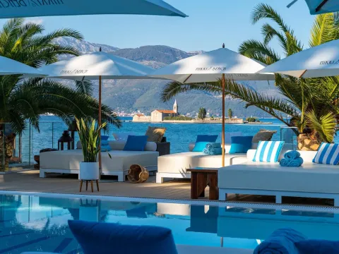 Sale, two bedroom apartment, 195m², Tivat, Crna Gora - image 11