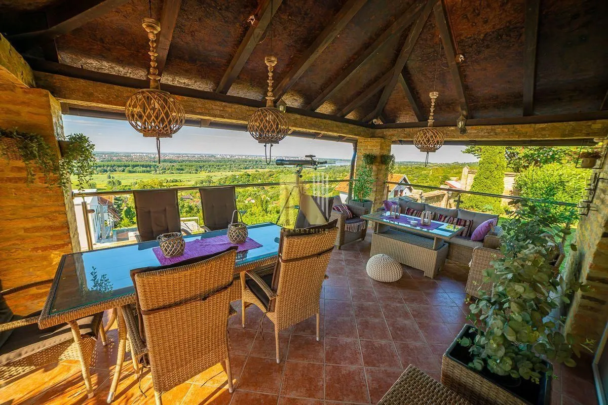 Sale, house, 140m², Beočin, Srbija