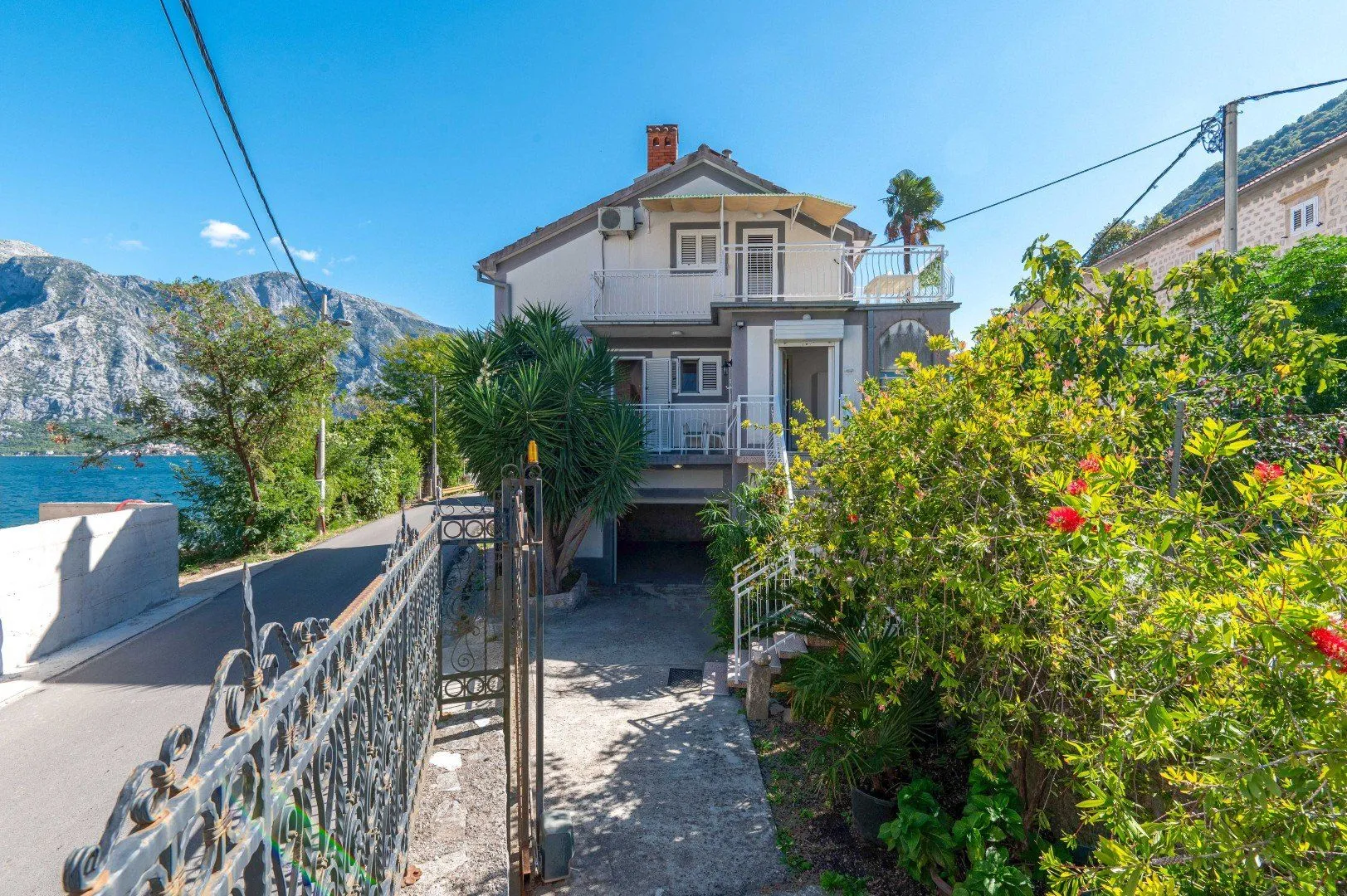 Sale, house, 150m², Stoliv, Kotor