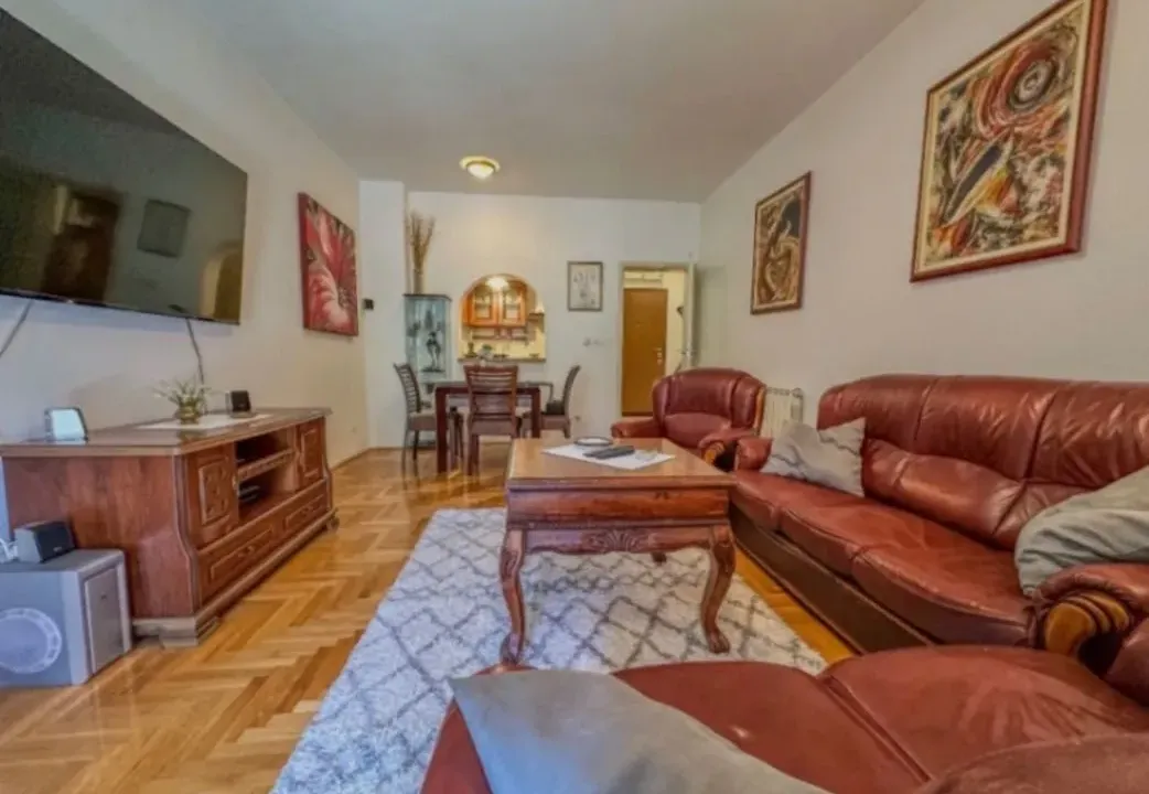 Izdavanje, stan, 71m², Preko Morače, Podgorica