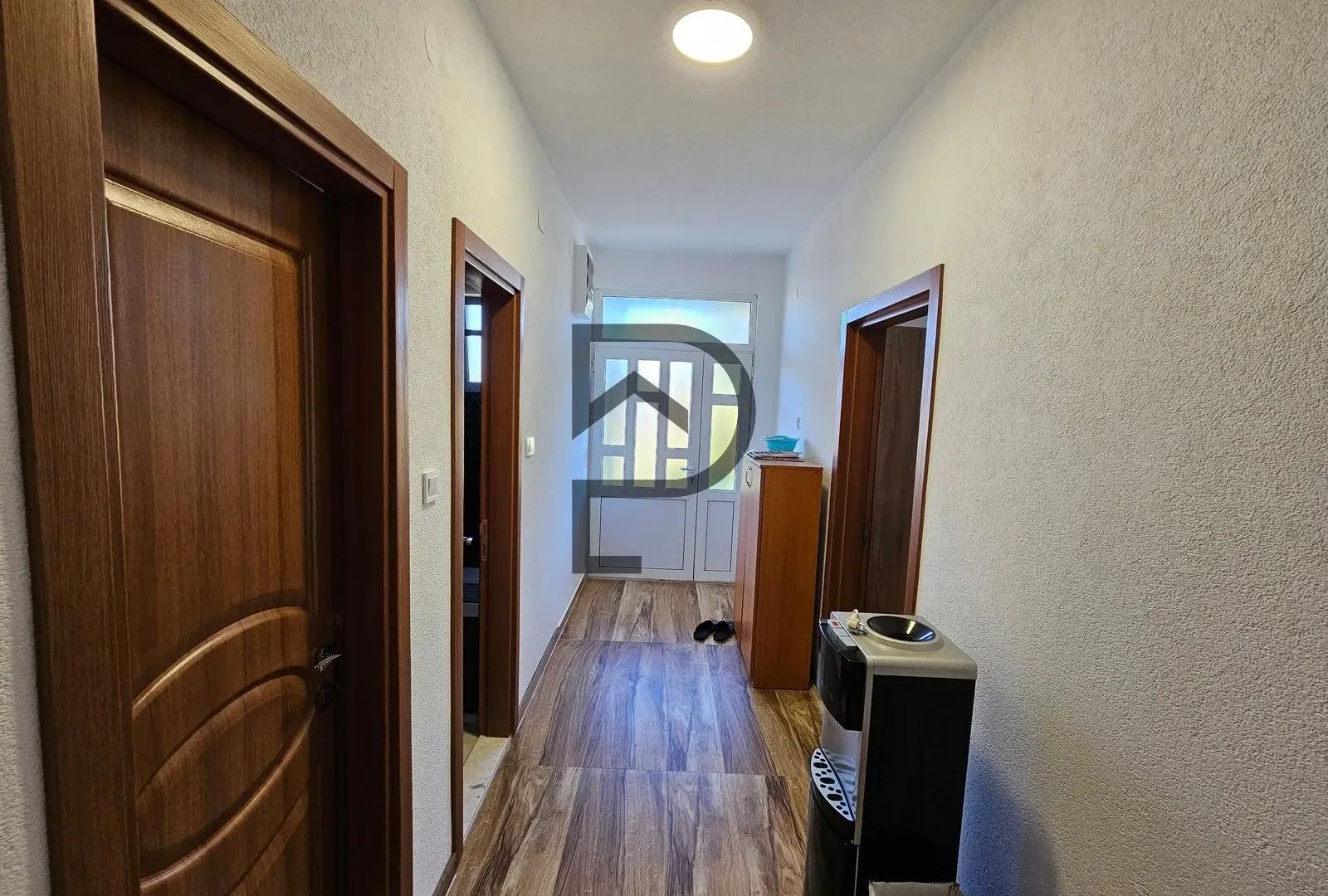 Izdavanje, dvosoban stan, 91m², Gornja Gorica, Podgorica
