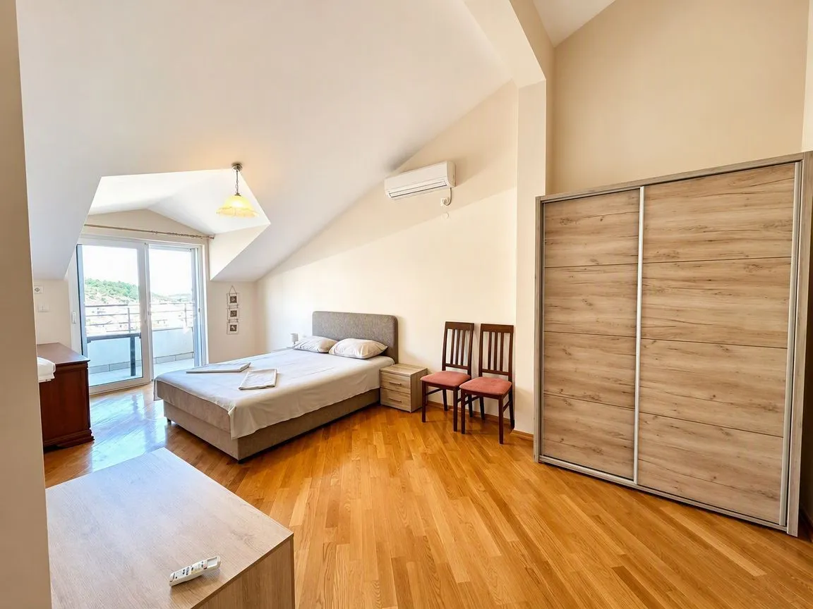 Prodaja, dvosoban stan, 77m², Budva, Crna Gora