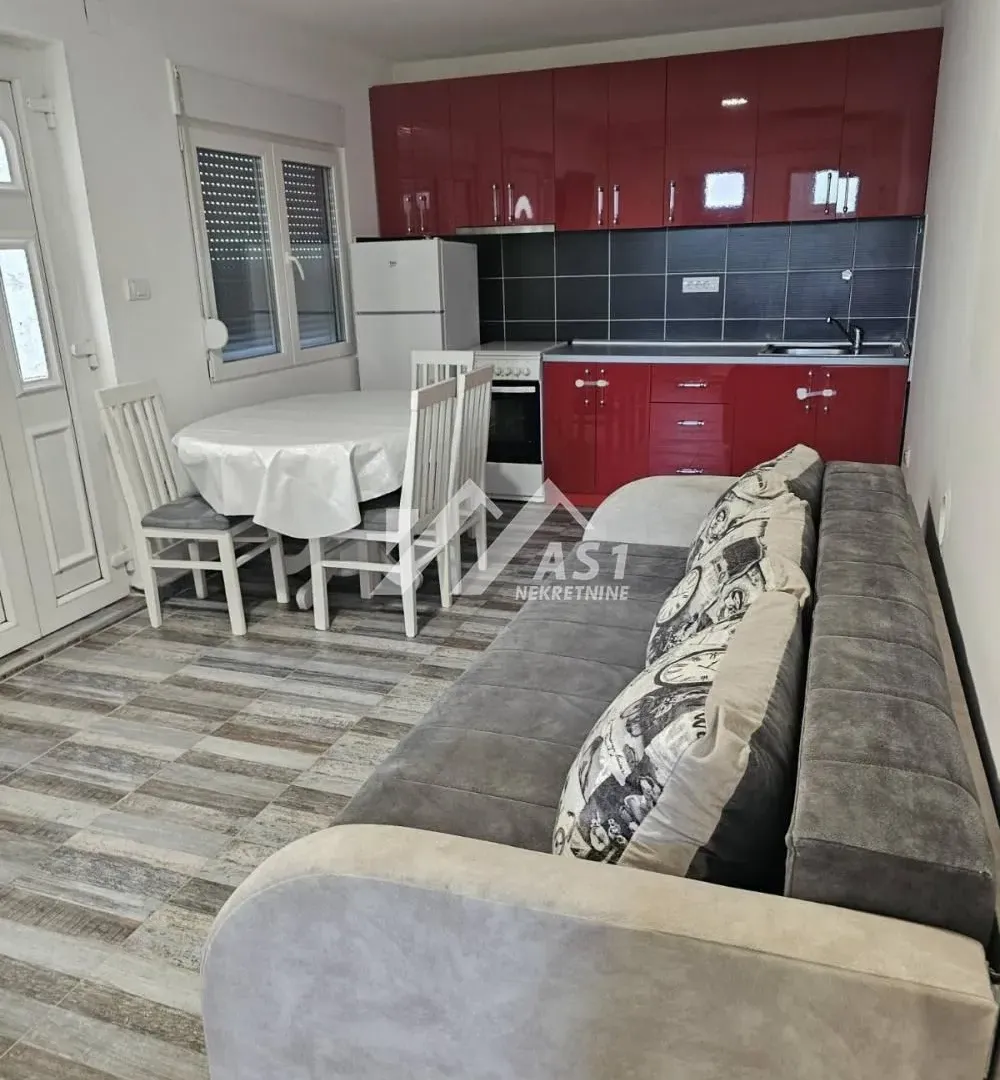 Rent, three bedroom apartment, 70m², Avijatičarsko naselje, Novi Sad Sve Podlokacije